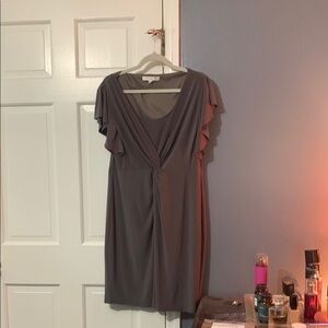 Elegant Gray Dress with Ruffle Sleeves